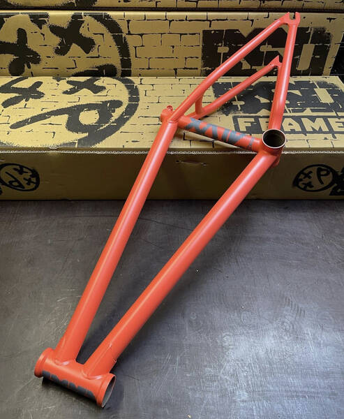 BSD FRAME 20.8" ALVX AF+ Coral NEW!