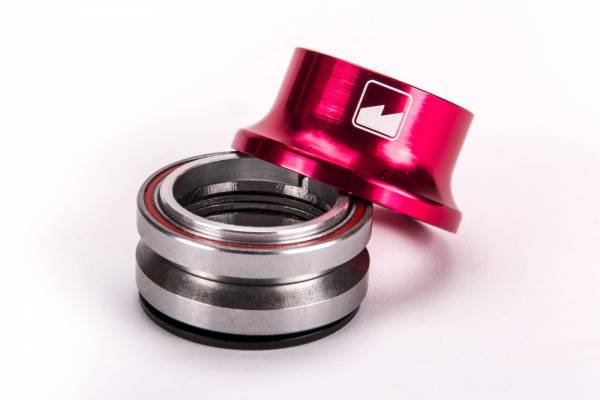 MERRITT HIDDEN HEADSET HIGHTOP 20mm Red