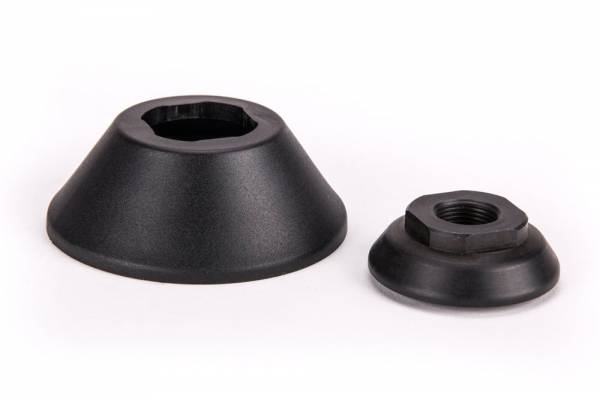 MERRITT HUB GUARD REAR NON-DRIVESIDE Black