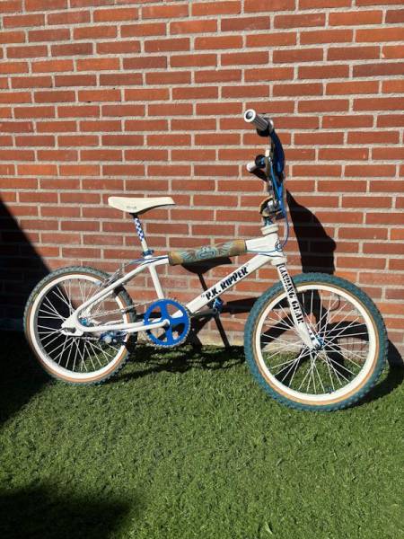 01 1982 SE RACING "PK RIPPER" EUROPEAN CHAMPION '82 COMPLETE BIKE White
