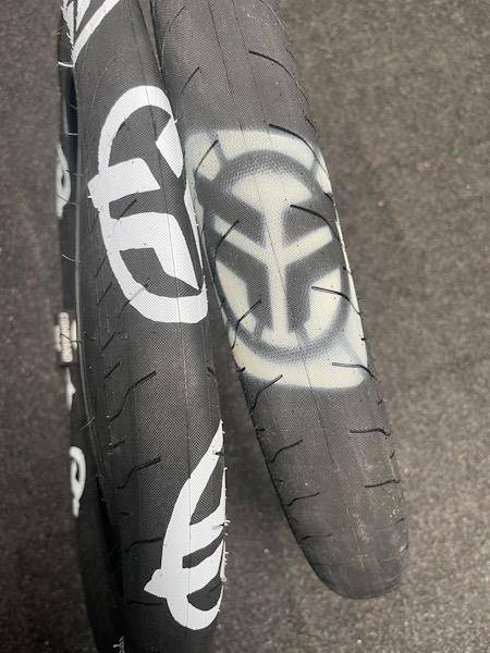 FEDERAL TIRE 20 x 2.40" COMMAND LP Black with White (Old & New) Logos Pair SALE!