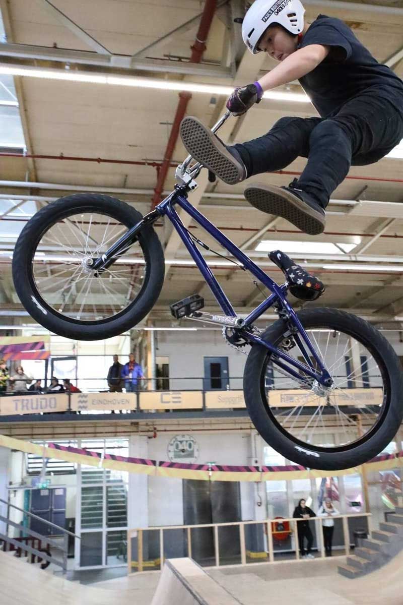 Tobias van der Linden - Pauls Boutique BMX Team Member