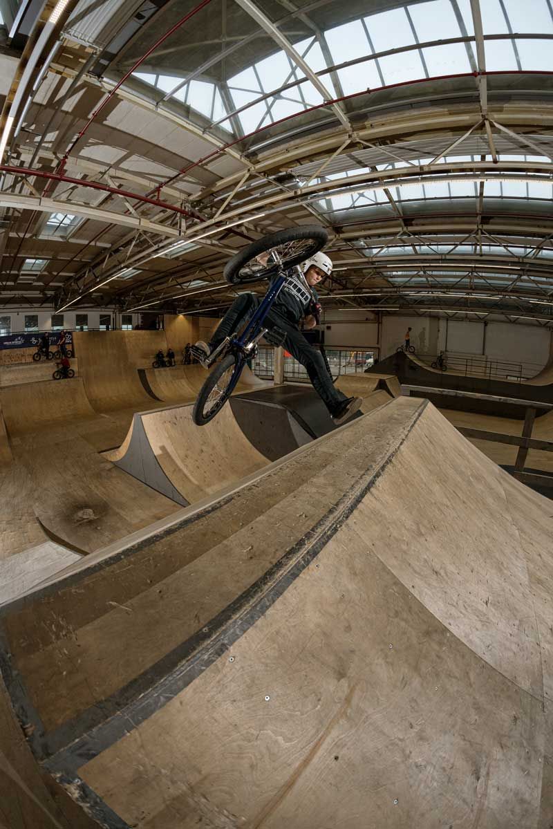 Tobias van der Linden - Pauls Boutique BMX Team Member